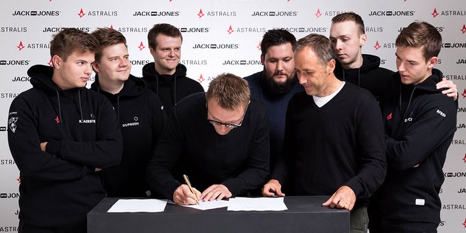 Jack & Jones से ऑनलाइन पैसे कैसे कमाएँ